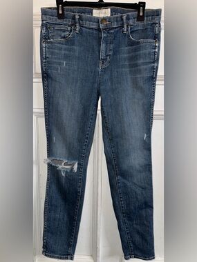 THE GREAT. Women's Skinny Distressed Blue Jeans inseam 27/ rise 9 1/2